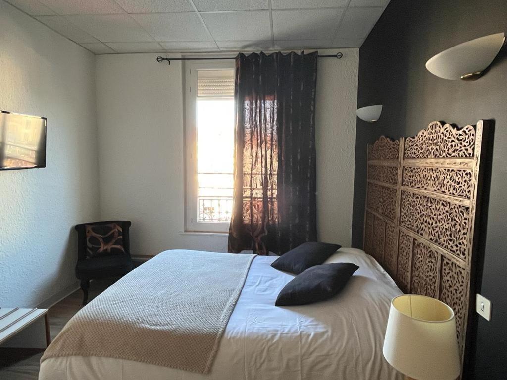 Hotel Du Pot D'Etain Châlons-en-Champagne Dış mekan fotoğraf