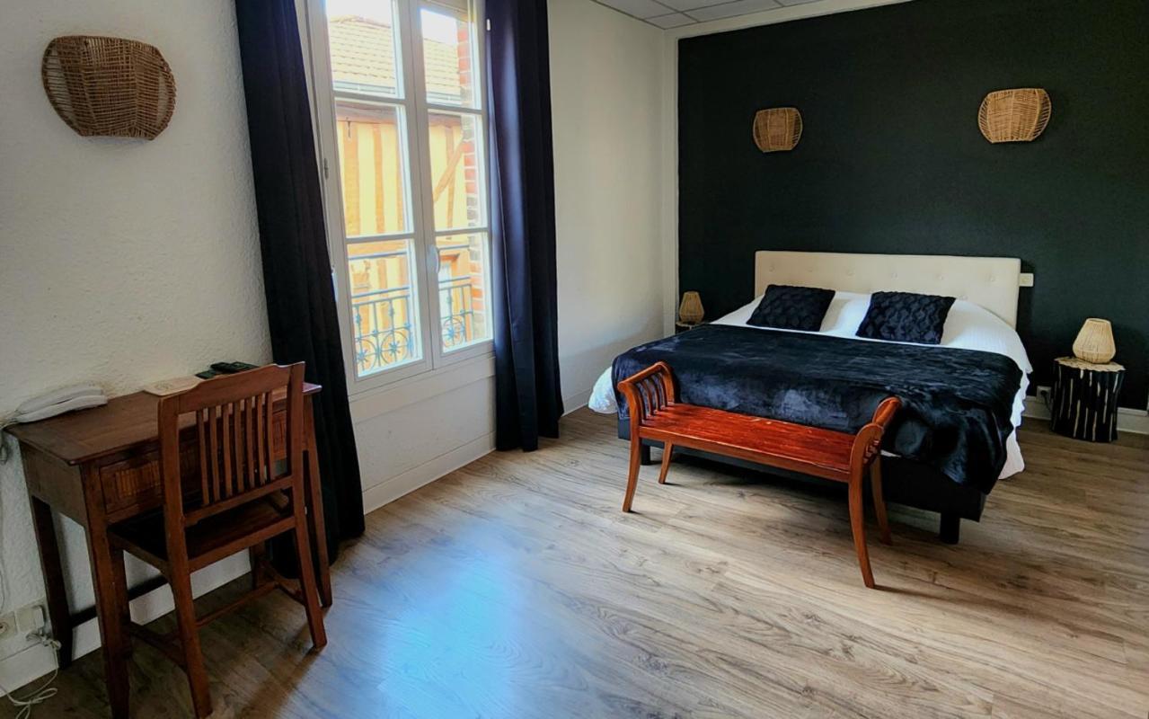 Hotel Du Pot D'Etain Châlons-en-Champagne Dış mekan fotoğraf